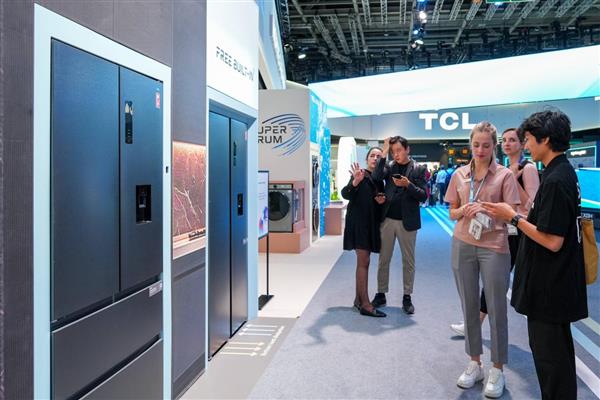 TCL实业携多款新品和创新技术亮相IFA2024 引领智慧生活新风尚星空中国体育网站(图6)