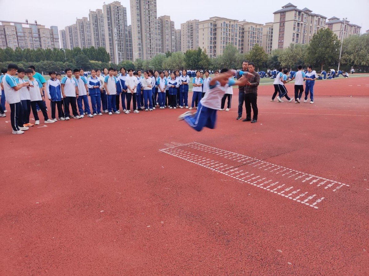 星空官方体育科技赋能智慧体育AI助力智慧校园——濮阳县第二中学应用实践(图3)