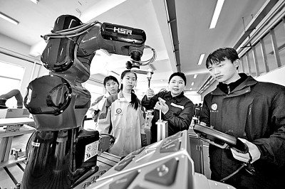 匠心筑梦 技能报国——2025年职业教育活动周精彩纷呈(图2)