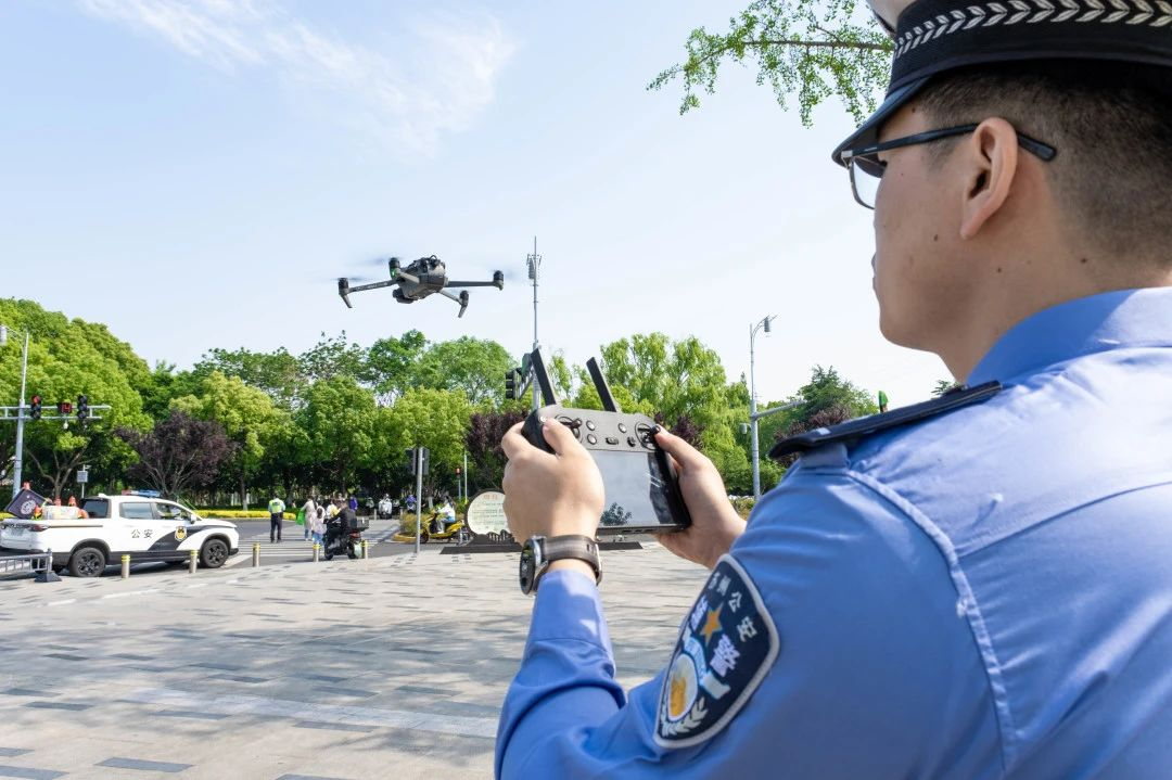 昆山公安：警务飞上“云”端 空域战力“智慧升级”(图3)