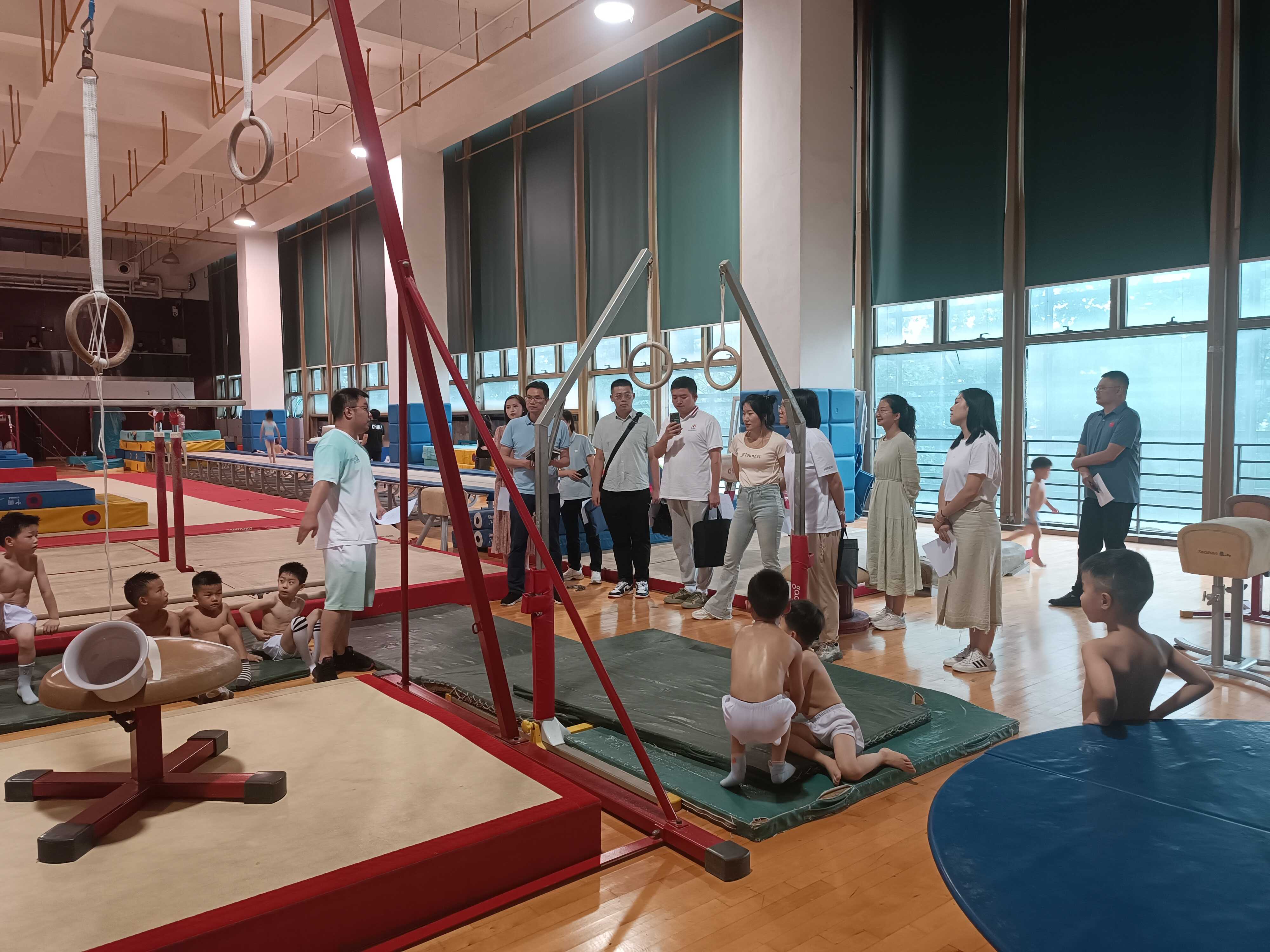 市体育事业发展中心召开青年干部研讨会 为支点建设贡献体育力量(图2) 市体育事业发展中心召开青年干部研讨会 为支点建设贡献体育力量(图2)