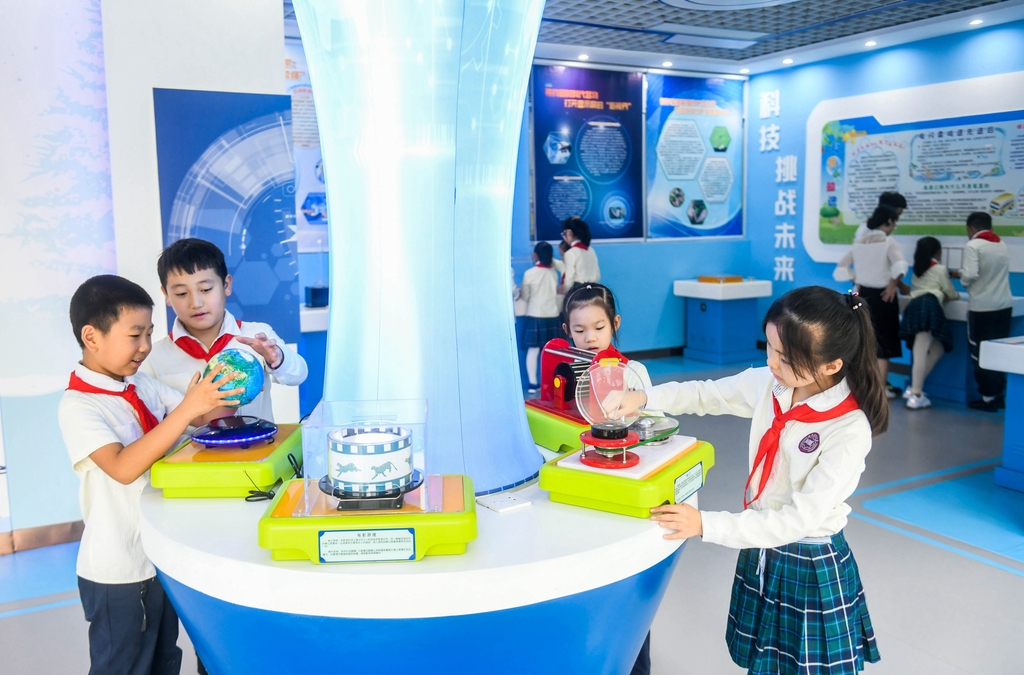 西部科学城重庆高新区:以“新智慧教育”迭代进阶 打造“西部教育高地制高点”(图11) 西部科学城重庆高新区:以“新智慧教育”迭代进阶 打造“西部教育高地制高点”(图11)