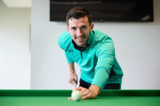 毕包后卫维维安：这是属于弗里克的巴萨17岁的亚马尔令人惊叹(图1)