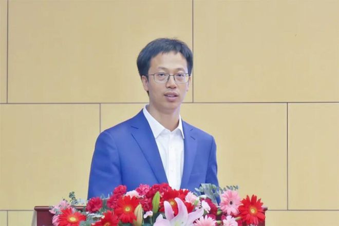 “2025北京市中小学加快推进教育数字化和人工智能教育的路径与策略校长论坛”成功举办(图6)