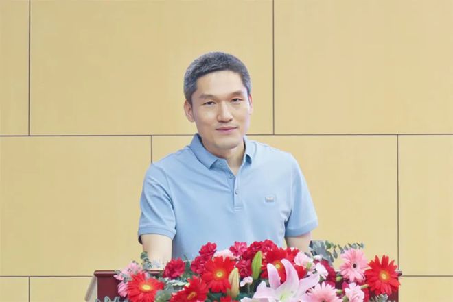 “2025北京市中小学加快推进教育数字化和人工智能教育的路径与策略校长论坛”成功举办(图7)