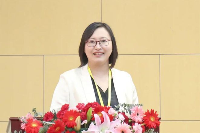 “2025北京市中小学加快推进教育数字化和人工智能教育的路径与策略校长论坛”成功举办(图10)