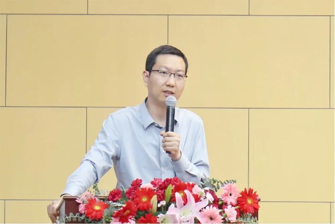 “2025北京市中小学加快推进教育数字化和人工智能教育的路径与策略校长论坛”成功举办(图4)